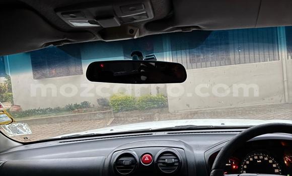 Comprar Usado Isuzu KB Branco Carro em Maputo em Maputo Comprar Usado Isuzu KB Branco Carro em Maputo em Maputo