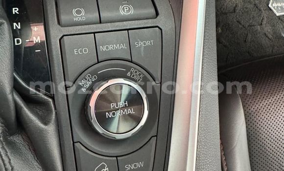 Tenga Tsaru Toyota RAV4 Zvimwe Mota in Maputo in Maputo Tenga Tsaru Toyota RAV4 Zvimwe Mota in Maputo in Maputo