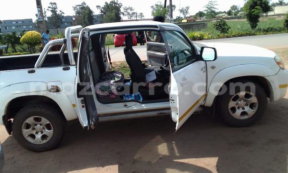 Nunua Ilio tumika Mazda BT-50 Nyeupe Gari ndani ya Maputo nchini Maputo Nunua Ilio tumika Mazda BT-50 Nyeupe Gari ndani ya Maputo nchini Maputo