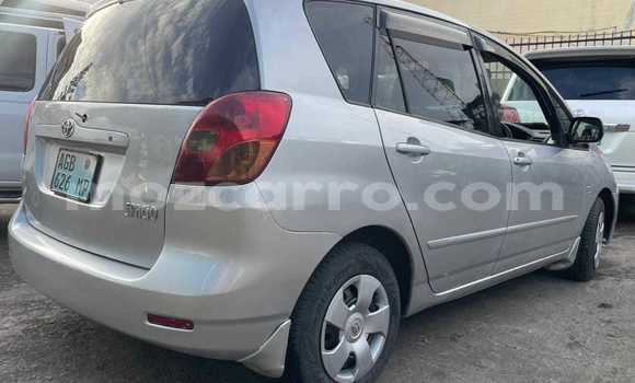 Comprar Usado Toyota Spacio Prata Carro em Maputo em Maputo