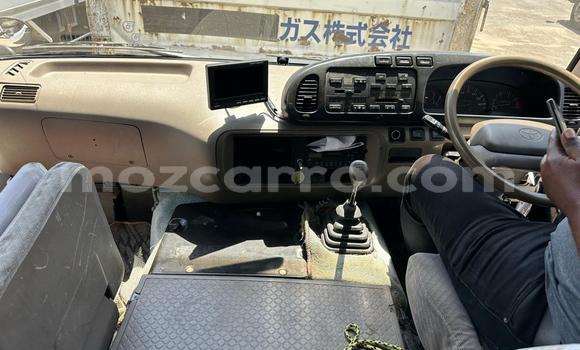 Comprar Novo Toyota Coaster Azul Carro em Maputo em Maputo Comprar Novo Toyota Coaster Azul Carro em Maputo em Maputo