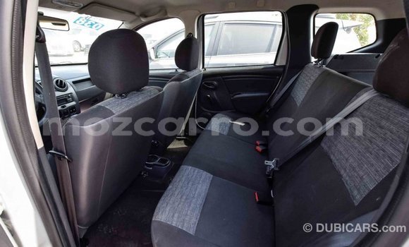 Tenga Imported Renault Duster Zvimwe Mota in Import - Dubai in Cabo Delgado Tenga Imported Renault Duster Zvimwe Mota in Import - Dubai in Cabo Delgado