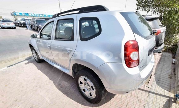 Tenga Imported Renault Duster Zvimwe Mota in Import - Dubai in Cabo Delgado Tenga Imported Renault Duster Zvimwe Mota in Import - Dubai in Cabo Delgado