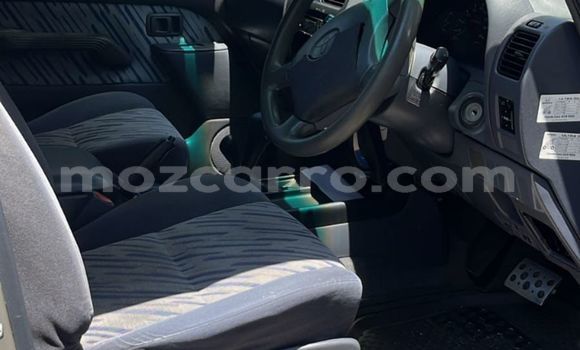 Tenga Tsaru Toyota Land Cruiser Prado Zvimwe Mota in Maputo in Maputo Tenga Tsaru Toyota Land Cruiser Prado Zvimwe Mota in Maputo in Maputo