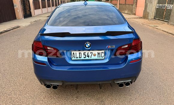 Comprar Novo BMW M5 Azul Carro em Maputo em Maputo Comprar Novo BMW M5 Azul Carro em Maputo em Maputo