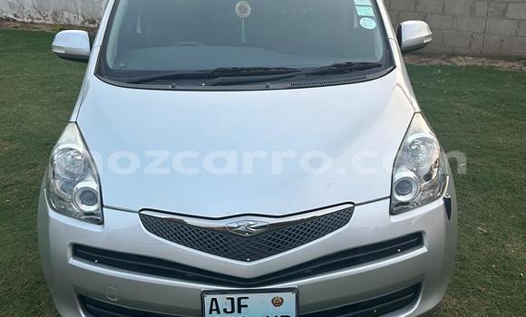 Tenga Tsaru Toyota Ractis Sirivha Mota in Maputo in Maputo