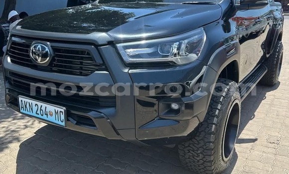 Buy Used Toyota Hilux Black Car in Maputo in Maputo Buy Used Toyota Hilux Black Car in Maputo in Maputo