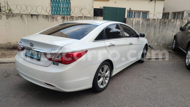 Big with watermark hyundai i40 maputo maputo 33533