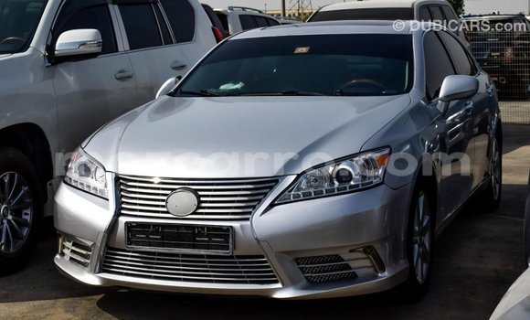 Comprar Importar Lexus ES De outros Carro em Import - Dubai em Cabo Delgado Comprar Importar Lexus ES De outros Carro em Import - Dubai em Cabo Delgado