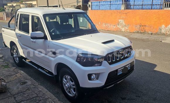 Comprar Usado Mahindra Marshal Branco Carro em Maputo em Maputo Comprar Usado Mahindra Marshal Branco Carro em Maputo em Maputo
