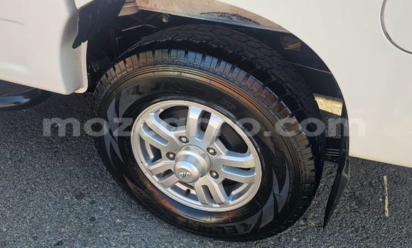 Comprar Usado Mahindra Marshal Branco Carro em Maputo em Maputo Comprar Usado Mahindra Marshal Branco Carro em Maputo em Maputo