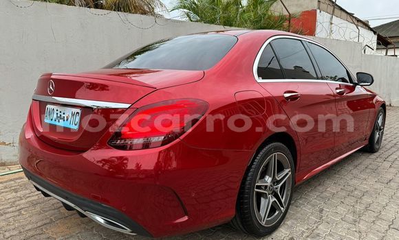 Comprar Novo Mercedes-Benz C-Classe Vermelho Carro em Maputo em Maputo Comprar Novo Mercedes-Benz C-Classe Vermelho Carro em Maputo em Maputo