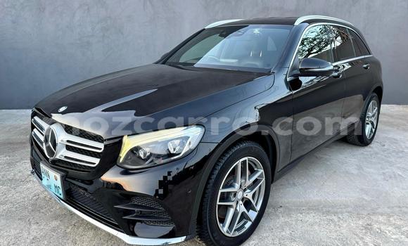 Nunua Ilio tumika Mercedes-Benz GLC 250D Nyeusi Gari ndani ya Maputo nchini Maputo