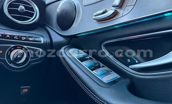 Comprar Usado Mercedes-Benz GLC 250D Preto Carro em Maputo em Maputo Comprar Usado Mercedes-Benz GLC 250D Preto Carro em Maputo em Maputo