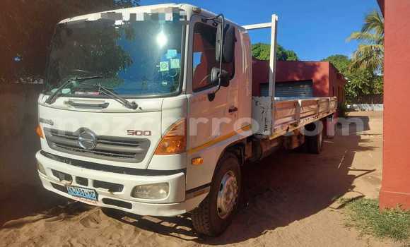 Tenga Tsaru Hino 300 Series Chena Rori in Maputo in Maputo Tenga Tsaru Hino 300 Series Chena Rori in Maputo in Maputo