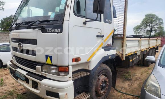 Buy Used Nissan UD White Truck in Xai-Xai in Gaza Buy Used Nissan UD White Truck in Xai-Xai in Gaza