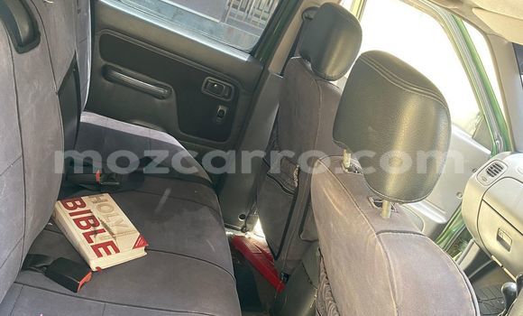 Comprar Usado Nissan Hardbody Verde Carro em Maputo em Maputo Comprar Usado Nissan Hardbody Verde Carro em Maputo em Maputo