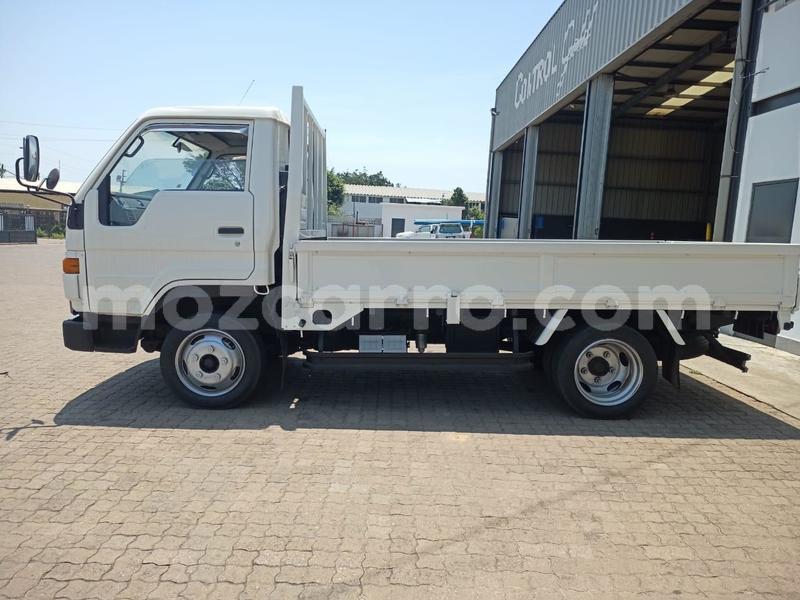 Big with watermark toyota hiace maputo maputo 33564