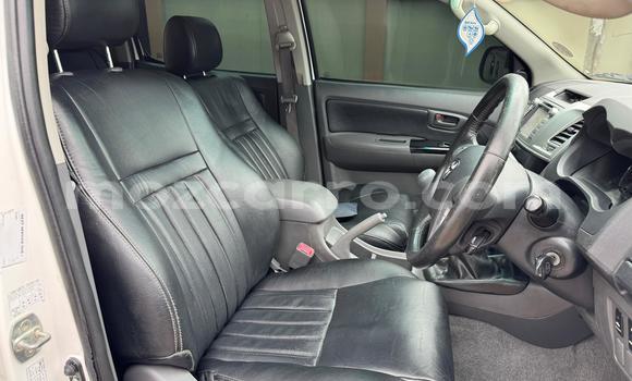 Comprar Usado Toyota Hilux Branco Carro em Maputo em Maputo Comprar Usado Toyota Hilux Branco Carro em Maputo em Maputo