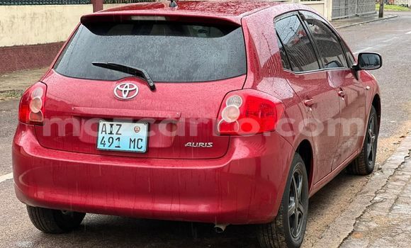 Tenga Tsaru Toyota Auris Tsvuku Mota in Maputo in Maputo Tenga Tsaru Toyota Auris Tsvuku Mota in Maputo in Maputo