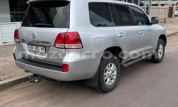 Comprar Usado Toyota Land Cruiser Prata Carro em Maputo em Maputo Comprar Usado Toyota Land Cruiser Prata Carro em Maputo em Maputo