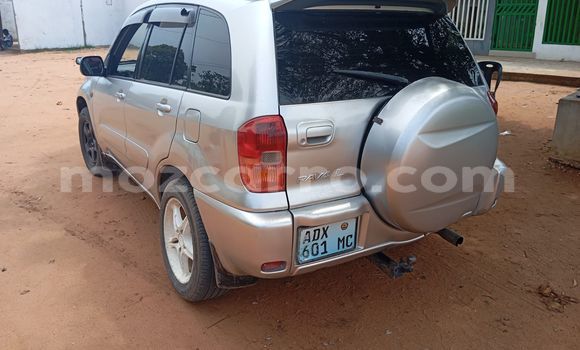 Nunua Ilio tumika Toyota RAV4 Nyingine Gari ndani ya Maputo nchini Maputo Nunua Ilio tumika Toyota RAV4 Nyingine Gari ndani ya Maputo nchini Maputo