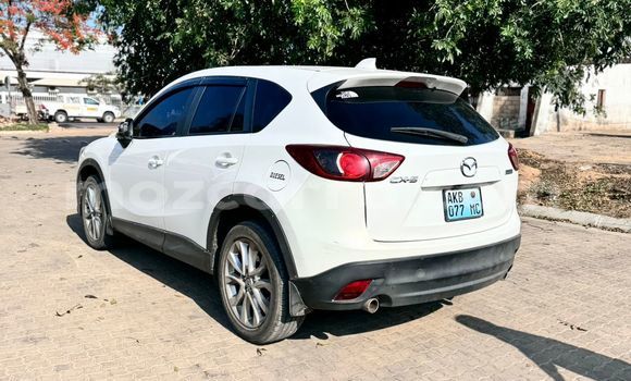 Nunua Ilio tumika Mazda CX-5 Nyeupe Gari ndani ya Maputo nchini Maputo