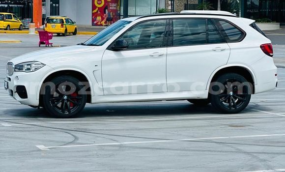 Nunua Ilio tumika BMW M5 Nyeupe Gari ndani ya Maputo nchini Maputo Nunua Ilio tumika BMW M5 Nyeupe Gari ndani ya Maputo nchini Maputo