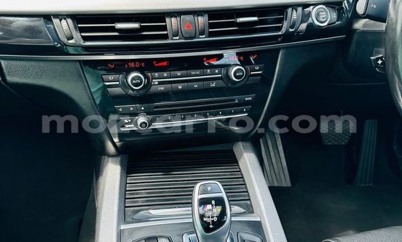 Nunua Ilio tumika BMW X5 M Nyeupe Gari ndani ya Maputo nchini Maputo Nunua Ilio tumika BMW X5 M Nyeupe Gari ndani ya Maputo nchini Maputo