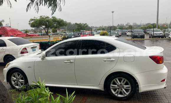 Tenga Tsaru Lexus IS Chena Mota in Maputo in Maputo Tenga Tsaru Lexus IS Chena Mota in Maputo in Maputo