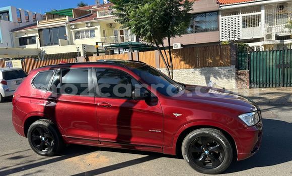 Tenga Tsaru BMW X3 Tsvuku Mota in Maputo in Maputo Tenga Tsaru BMW X3 Tsvuku Mota in Maputo in Maputo