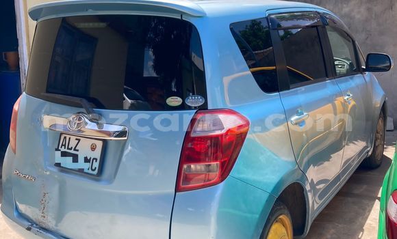 Comprar Usado Toyota Ractis Azul Carro em Maputo em Maputo Comprar Usado Toyota Ractis Azul Carro em Maputo em Maputo