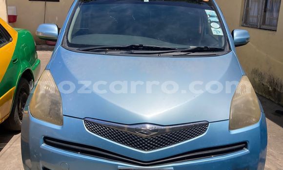 Comprar Usado Toyota Ractis Azul Carro em Maputo em Maputo Comprar Usado Toyota Ractis Azul Carro em Maputo em Maputo