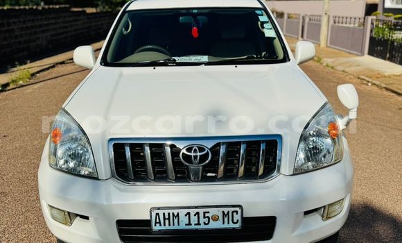 Comprar Usado Toyota Land Cruiser Prado Branco Carro em Maputo em Maputo