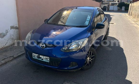 Comprar Usado Mazda Demio Azul Carro em Maputo em Maputo