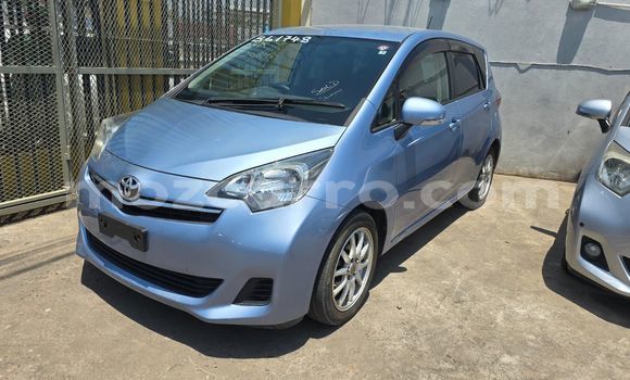 Nunua Ilio tumika Toyota Ractis Bluu Gari ndani ya Maputo nchini Maputo