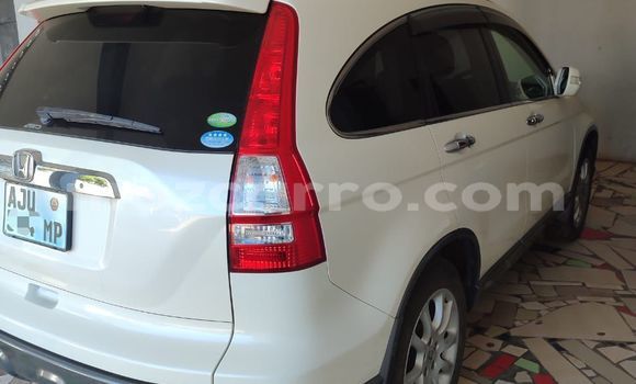 Nunua Ilio tumika Honda CR-V Nyeupe Gari ndani ya Maputo nchini Maputo Nunua Ilio tumika Honda CR-V Nyeupe Gari ndani ya Maputo nchini Maputo