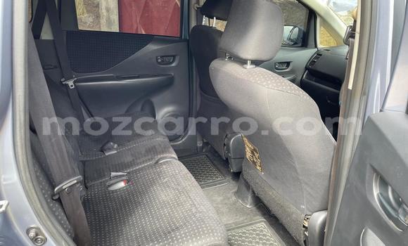 Comprar Usado Toyota Ractis Azul Carro em Maputo em Maputo Comprar Usado Toyota Ractis Azul Carro em Maputo em Maputo