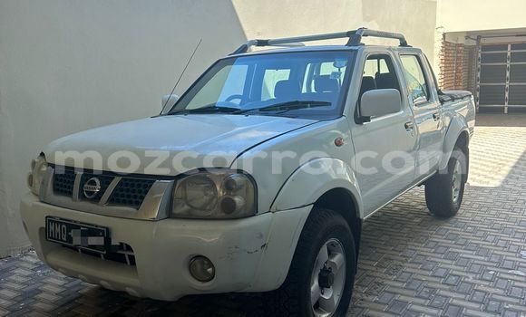 Comprar Usado Nissan Hardbody Branco Carro em Maputo em Maputo Comprar Usado Nissan Hardbody Branco Carro em Maputo em Maputo