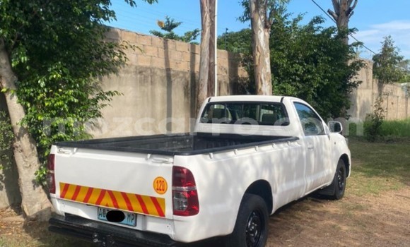Comprar Usado Toyota Hilux Branco Carro em Maputo em Maputo Comprar Usado Toyota Hilux Branco Carro em Maputo em Maputo