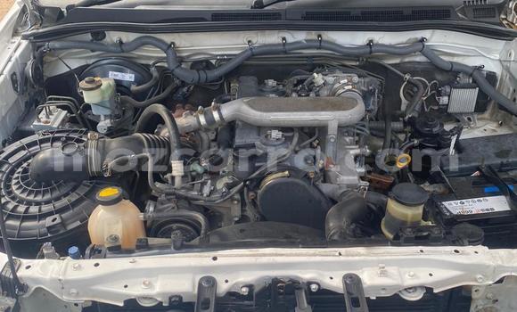 Comprar Usado Toyota Hilux Branco Carro em Maputo em Maputo Comprar Usado Toyota Hilux Branco Carro em Maputo em Maputo