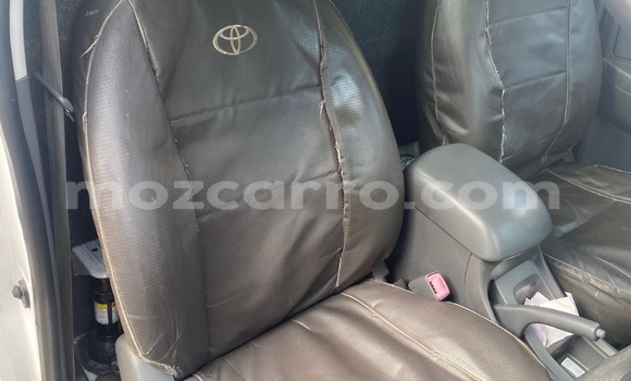 Comprar Usado Toyota Hilux Branco Carro em Maputo em Maputo Comprar Usado Toyota Hilux Branco Carro em Maputo em Maputo