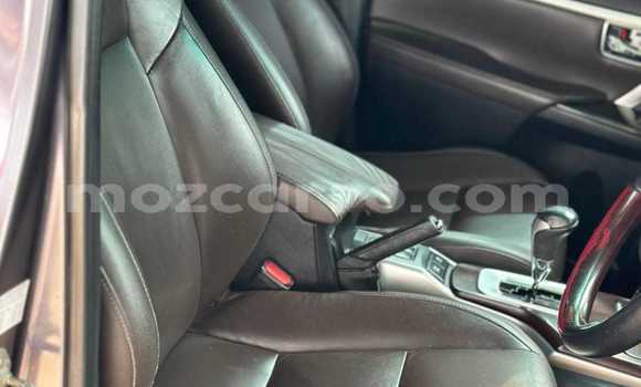 Comprar Usado Toyota Fortuner Castanho Carro em Maputo em Maputo Comprar Usado Toyota Fortuner Castanho Carro em Maputo em Maputo