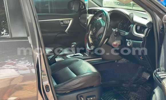 Comprar Usado Toyota Fortuner Castanho Carro em Maputo em Maputo Comprar Usado Toyota Fortuner Castanho Carro em Maputo em Maputo