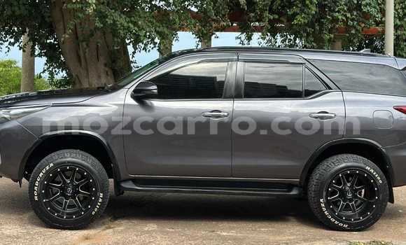 Comprar Usado Toyota Fortuner Castanho Carro em Maputo em Maputo Comprar Usado Toyota Fortuner Castanho Carro em Maputo em Maputo