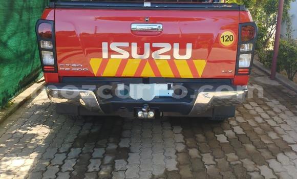 Buy Used Isuzu D-MAX Red Car in Maputo in Maputo Buy Used Isuzu D-MAX Red Car in Maputo in Maputo