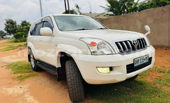 Buy Used Toyota Land Cruiser Prado Silver Car in Maputo in Maputo