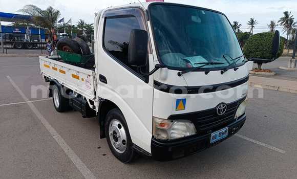 Buy Used Toyota Dyna White Car in Maputo in Maputo Buy Used Toyota Dyna White Car in Maputo in Maputo