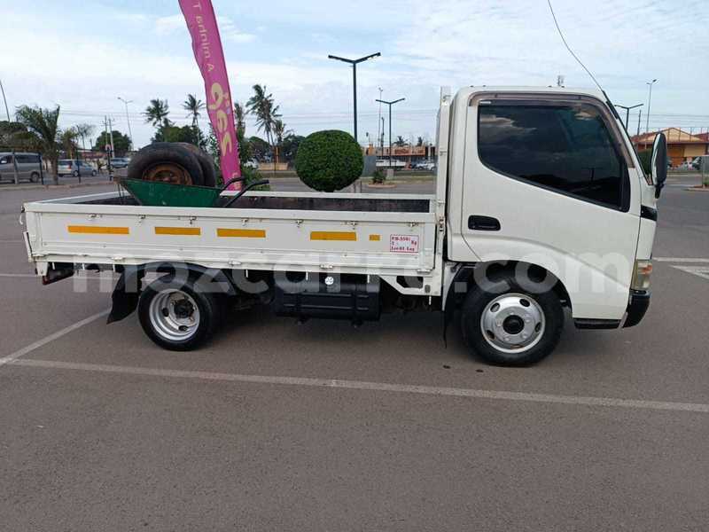 Big with watermark toyota dyna maputo maputo 33704