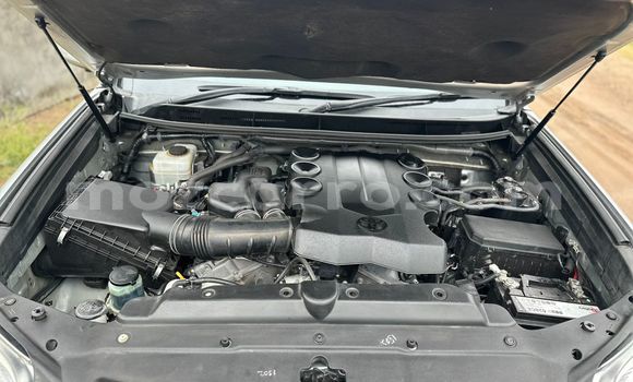 Tenga Tsaru Toyota Land Cruiser Prado Zvimwe Mota in Maputo in Maputo Tenga Tsaru Toyota Land Cruiser Prado Zvimwe Mota in Maputo in Maputo